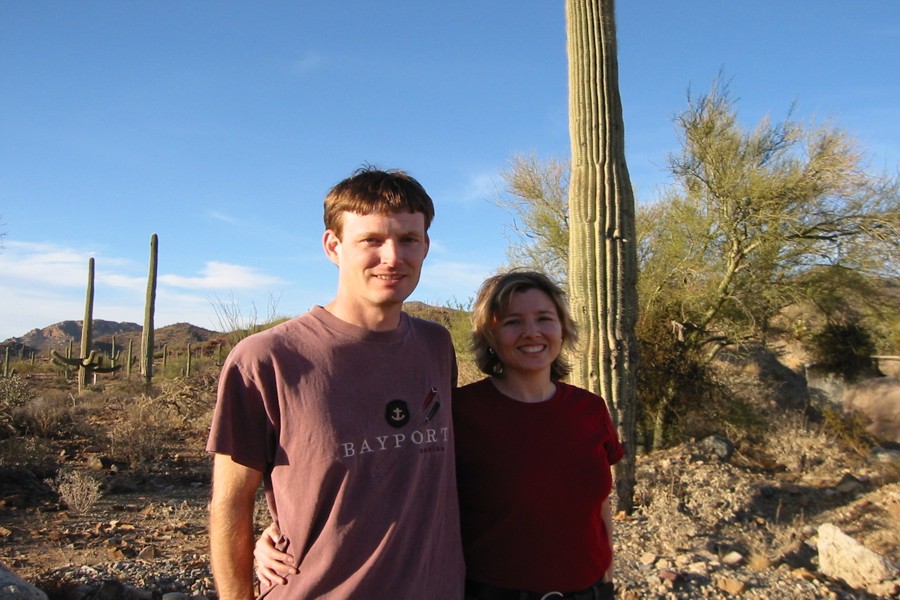 ../image/bill and julie at desert museum.jpg